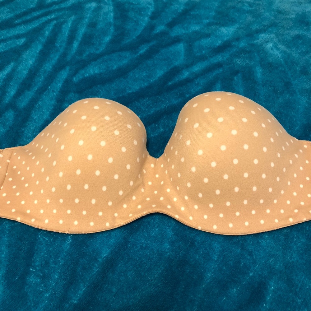 Victoria’s Secret strapless bra.